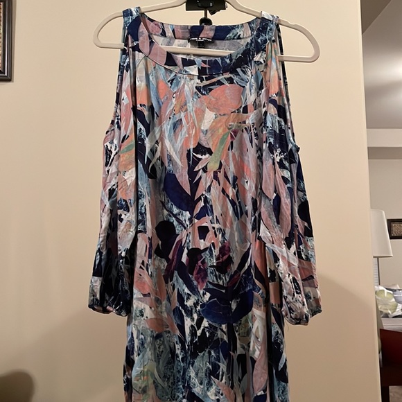 Multi Colored Top - Picture 2 of 6